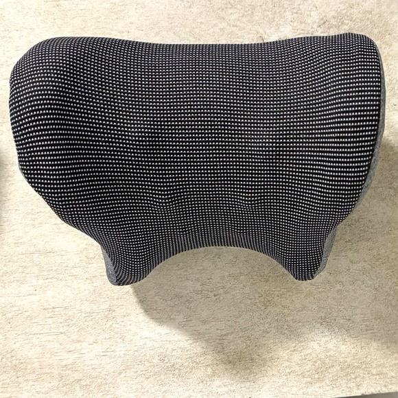 ZAMAT Neck and Shoulder Relaxer Magnetic Therapy Neck Stretcher pillow - Picture 5 of 8